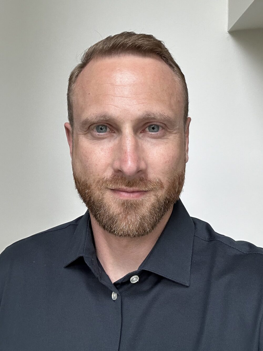 Frederik Kühl_profil_small-scaled